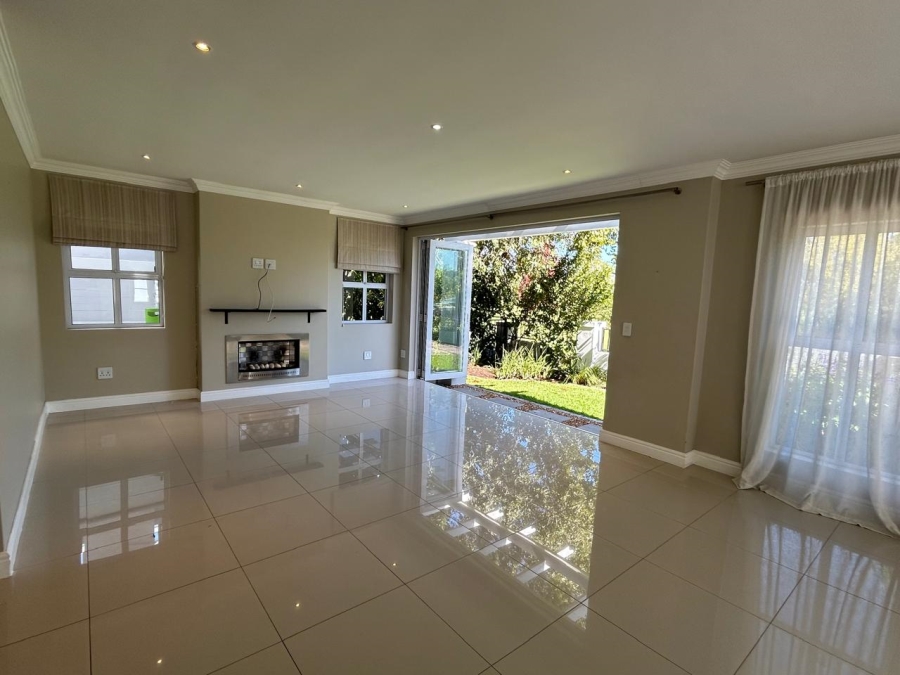To Let 3 Bedroom Property for Rent in Val De Vie Estate Western Cape